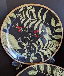 lot 231 image: Cellar Dish Set
