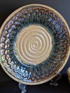 lot 232 image: Lost Highway Glazed Platter and Bowl