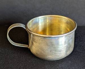 lot 233 image: Vintage Sterling Silver Baby Cup