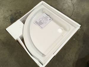 Maia 32 in. x 79.50 in. Corner Drain Corner Shower Kit in Clear and Chrome by Glacier Bay Customer Returns See Pictures