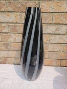 lot 62 image: Striking Tall Black Art Glass Vase with White Swirl