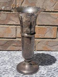 lot 5 image: Old English Gorham Sterling Silver Vase, 193g