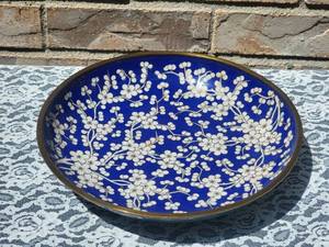 lot 149 image: Blue Cloisonne White Cherry Blossom Bowl
