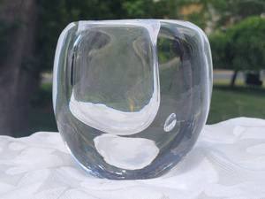 lot 81 image: Kosta Boda Signed Art Glass Vase 44 1616