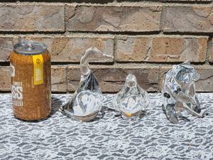 lot 97 image: Steuben Goose Figurine Paperweight  Crystal