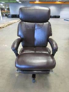 lot 423 image: High Back Executive Office Chair in Dark Brown