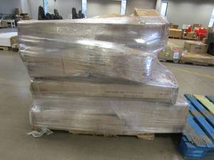 lot 474 image: Salvage Misc. Furniture Pallet (SOLD AS IS)