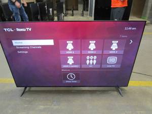 TCL - 65 Class 4-Series 4K UHD HDR Smart Roku TV