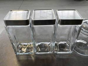 lot 10 image: Lot of 6 glass jars