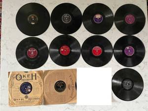 lot 26 image: Lot of Old Records