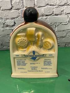 lot 47 image: JIM BEAM PACIFIC BROADCASTERS RADIO DECANTER