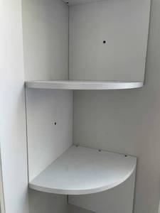 lot 52 image: White Corner Shelf