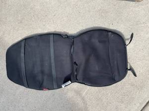 lot 152 image: Car Seat Heating Pad with Car Plugin Adapter