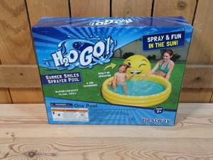 lot 85 image: Bestway H2O Go Summer Smiles Sprayer Pool
