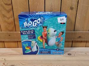 lot 84 image: Bestway H2O Go Flash N Splash Seal Ride-On