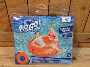 lot 87 image: Bestway H2O Go Summer Blast Swim Tube