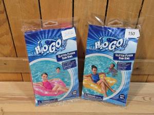 lot 150 image: TWO H2O Go Glitter Fusion Swim Rings (Gold Star & Pink Heart)