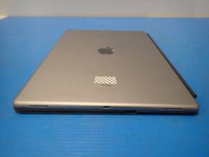 Apple&nbspiPad Pro 12.9  128GB of storage  Wifi Only  Includes Charger  Includes Keyboard Case