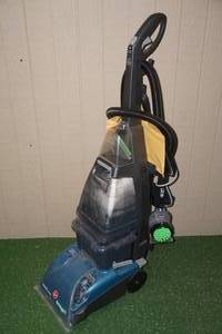 lot 5 image: Hoover Spin Scrub 50 Heated Carpet Cleaner