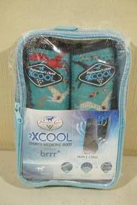 lot 39 image: Professionals Choice 2xCool Sports Medicine Boot -Small Fronts