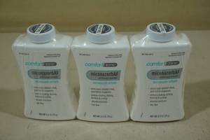 lot 98 image: 3 Comfort Zone Antifungal Powder