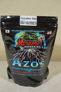 lot 110 image: Xtreme Gardening Azos Beneficial Bacteria Growth Promoter