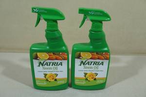 lot 122 image: 2 Natria Neem Oil - Controls Aphids, Whiteflies & Spider Mites