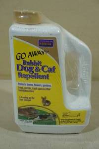 lot 123 image: 3 lbs Rabbit Dog and Cat Repellent for Gardens, Lawn and Flowers