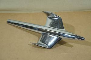 lot 167 image: Vintage 1954 Chevy Hood Ornament Chromed Flying Bird Eagle Plane # P-3705036