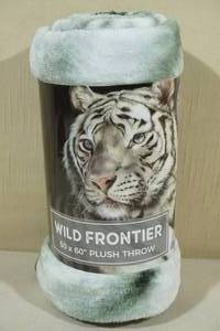 lot 170 image: Wild Frontier Plush Throw Blanket 50x60