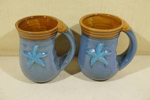 lot 196 image: 2 Cape Shore Handwarmer Coffee Cup Beach Batik Starfish 18 oz
