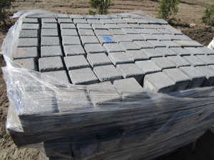 lot 33 image: Concrete Pavers