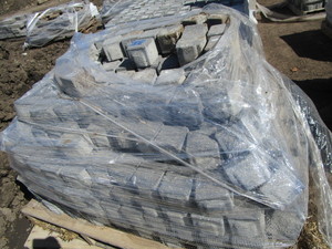 lot 35 image: Concrete Pavers