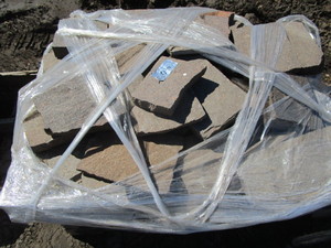 lot 40 image: Natural Stone