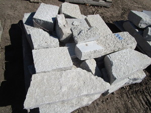 lot 48 image: Limestone Wall Block