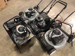 lot 11 image: Lot of Lawn Mowers For Parts  Customer Returns See Pictures