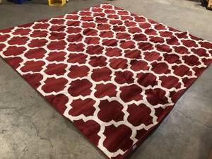 lot 18 image: Trellis Philadelphia RedBeige 10 0 x 10 0 Square Rug by Unique Loom   Customer Returns See Pictures