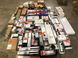 lot 43 image: Huge Lot of Mixed Plumbing Items Various Models and Conditions  Customer Returns See Pictures