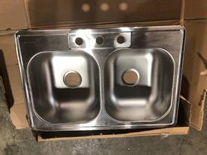 lot 47 image: Drop-In Stainless Steel 33 in. 3-Hole 5050 Double Bowl Kitchen Sink by Glacier Bay  Customer Returns See Pictures