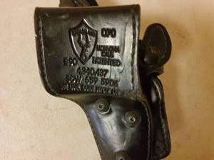Police pistol holster