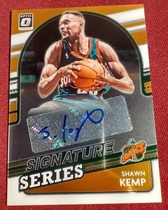 2021-22 Optic Shawn Kemp Autograph Card