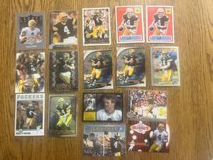 lot 8 image: Brett Farve Cards