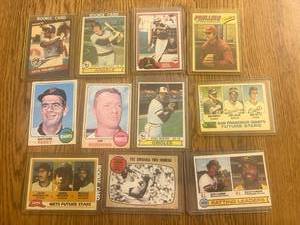 lot 12 image: Baseball Cards