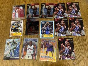 lot 15 image: Allen Iverson & Vince Carter Cards