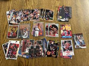 lot 32 image: Scottie Pippen & Charles Barkley Cards