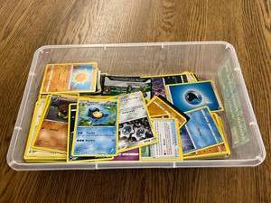 lot 60 image: Small Tote of Pokemon Cards