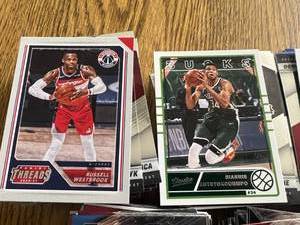 lot 68 image: Basketball Cards