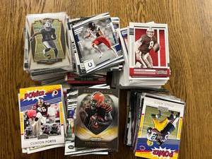 lot 83 image: Green Bay Packers Inserts & Stars