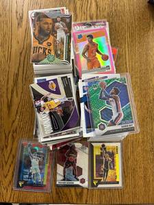 lot 88 image: Basketball Cards