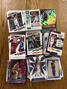 lot 99 image: Basketball Cards